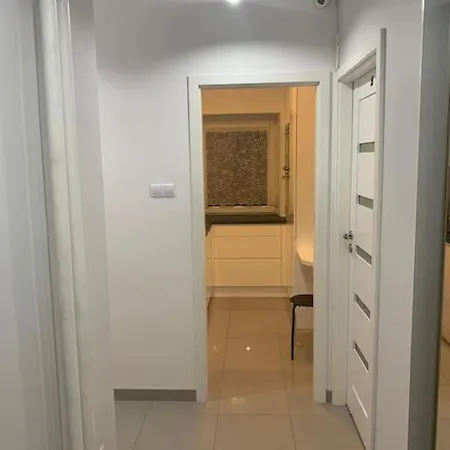 Apartment Cozy Private Near Metro Ratusz Warsaw